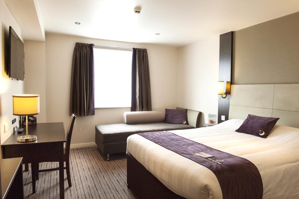 Premier Inn Southampton West Ower Bilik gambar