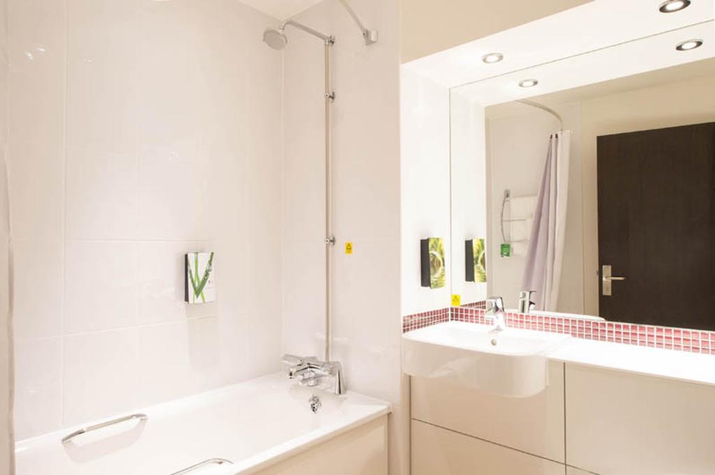 Premier Inn Southampton West Ower Luaran gambar