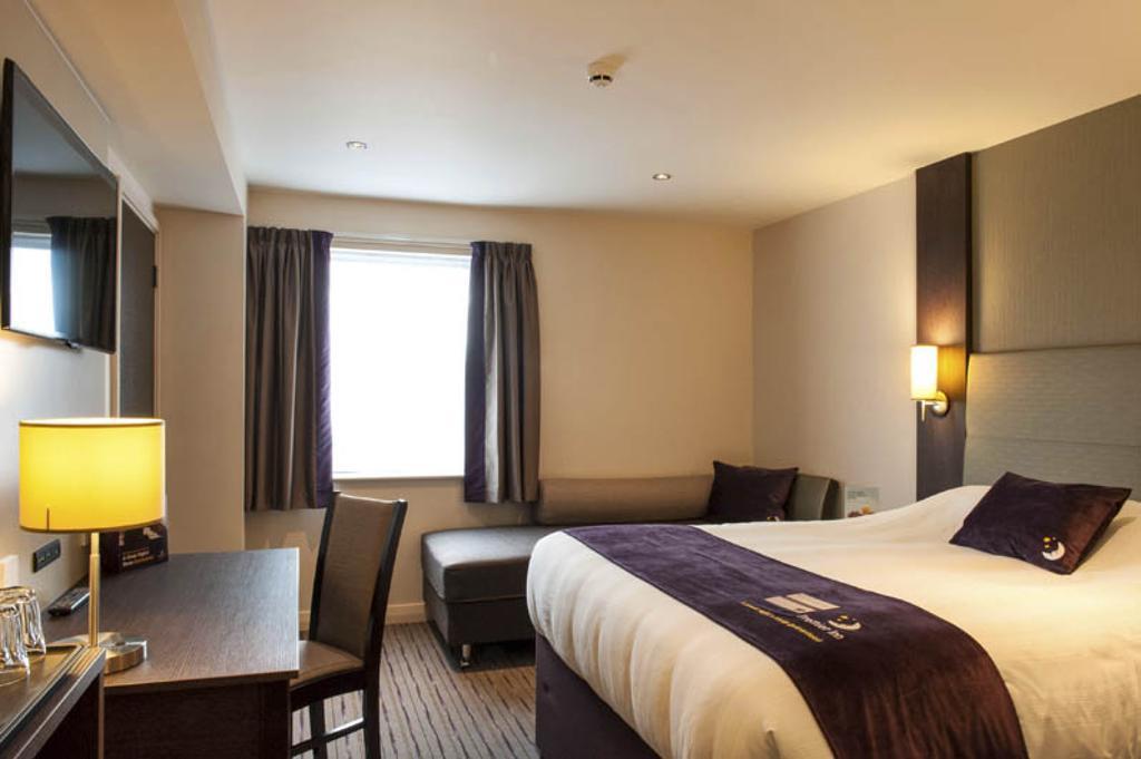 Premier Inn Southampton West Ower Luaran gambar